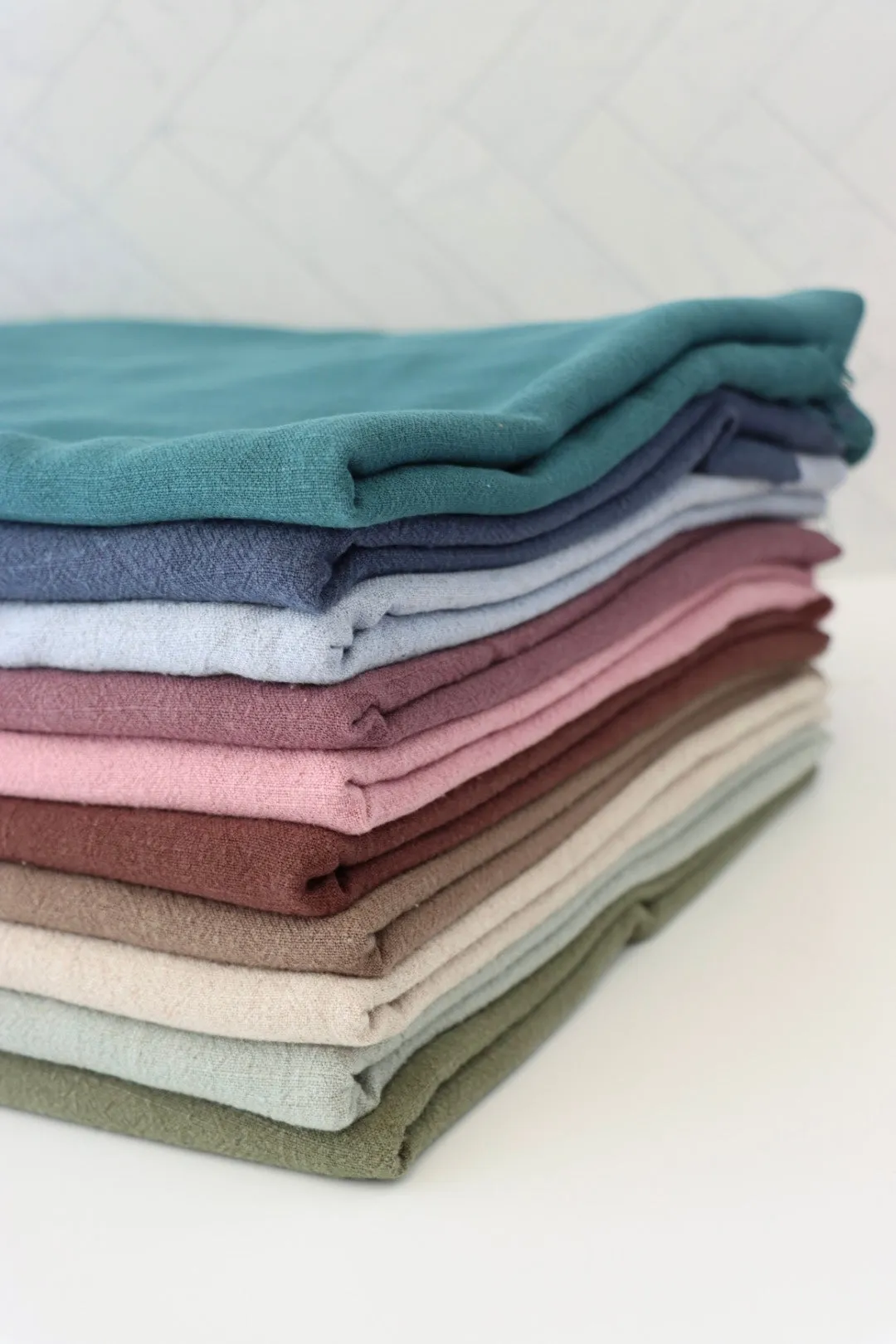 2YD PRECUT; Vernon Olive Luxor Heavy Linen Slub