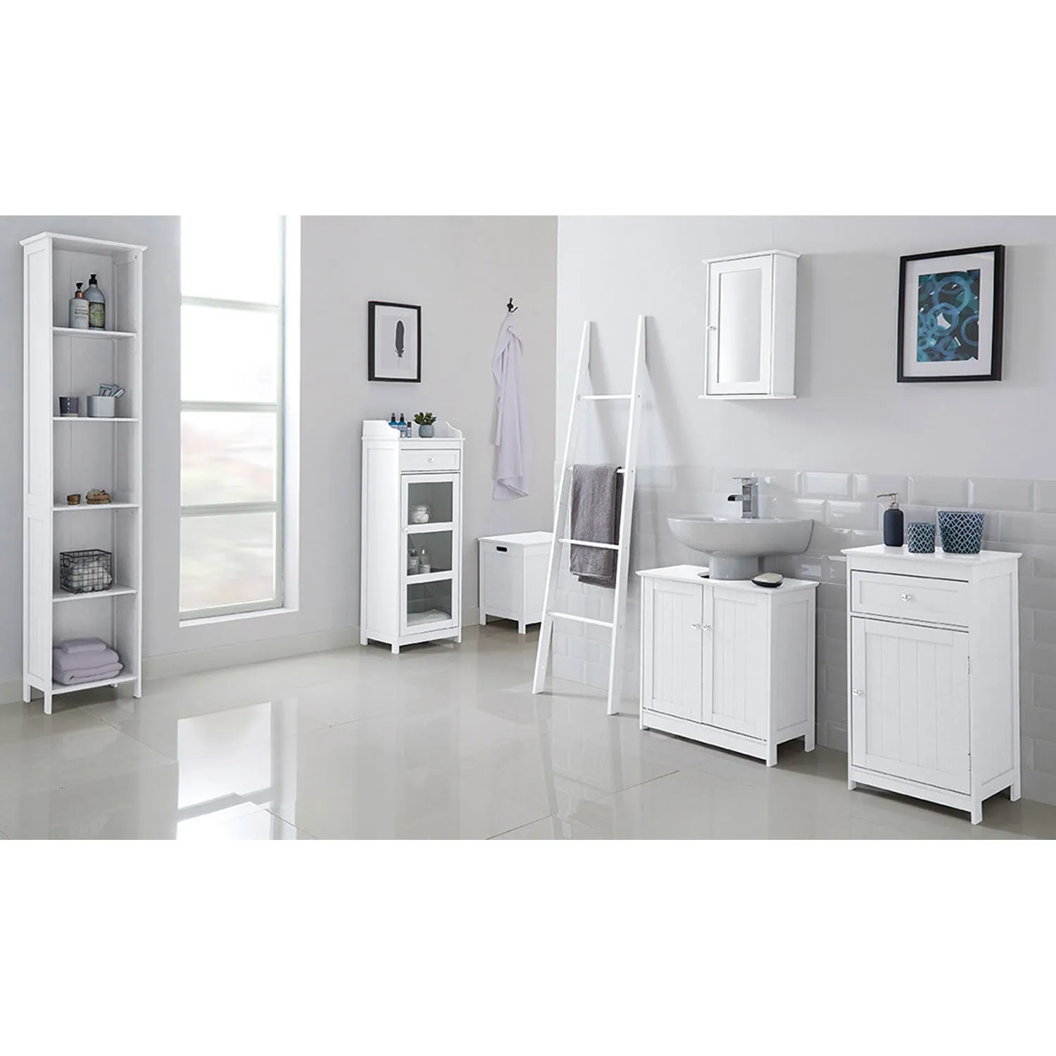Alaska White Wooden Wall Cabinet with Mirror