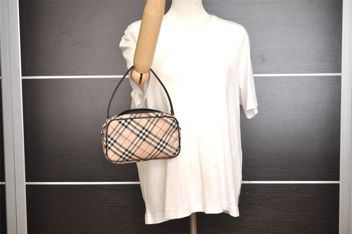 Auth BURBERRY BLUE LABEL Check Hand Bag Pouch Nylon Leather Beige Junk 0361J