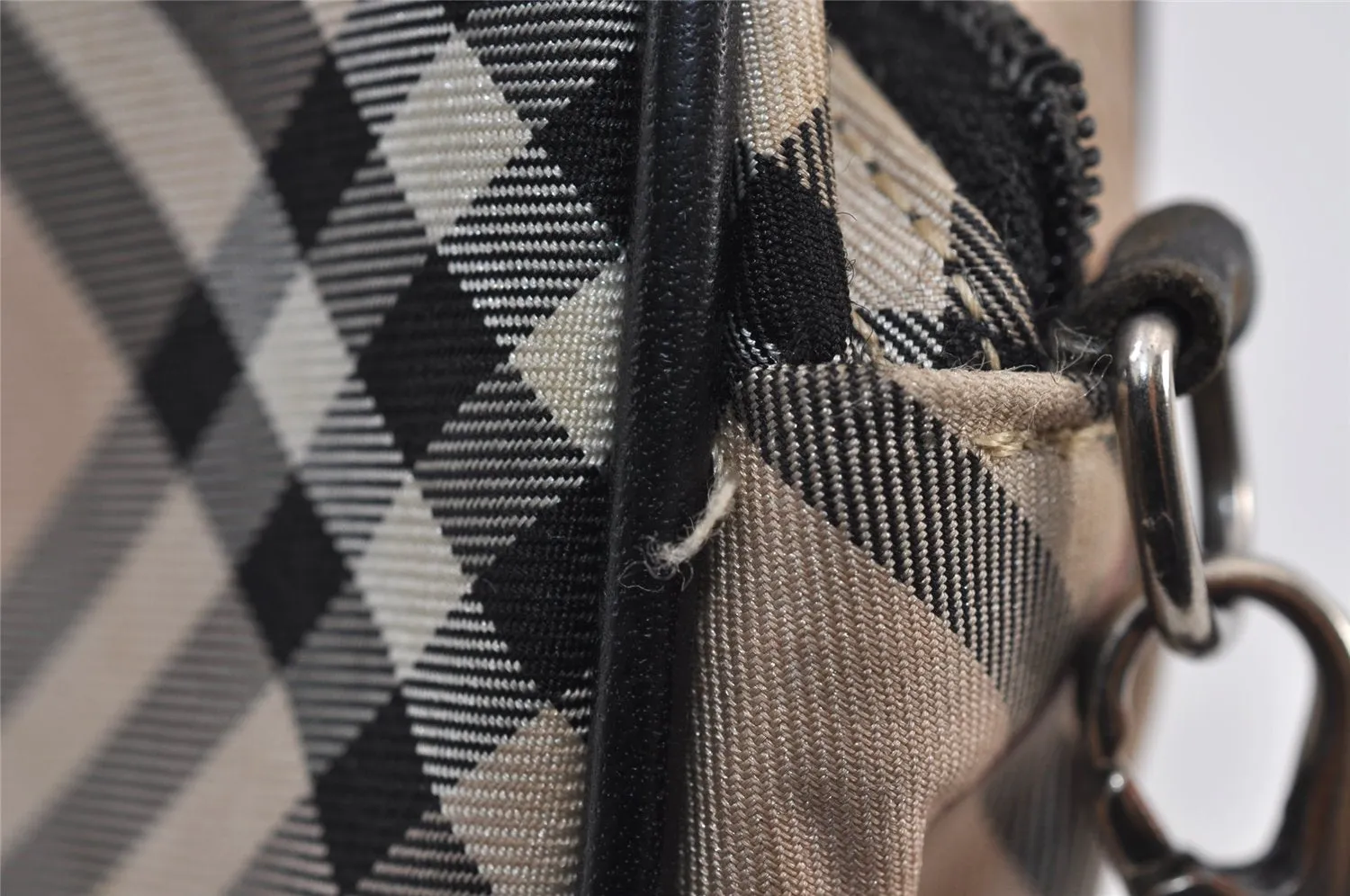 Auth BURBERRY BLUE LABEL Check Hand Bag Pouch Nylon Leather Beige Junk 0361J
