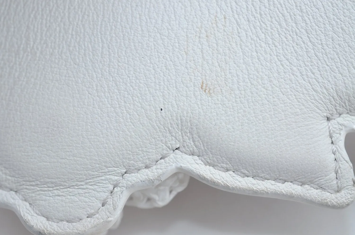 Auth FENDI Shoulder Strap You Flower Motif Leather 35.4" White L0245