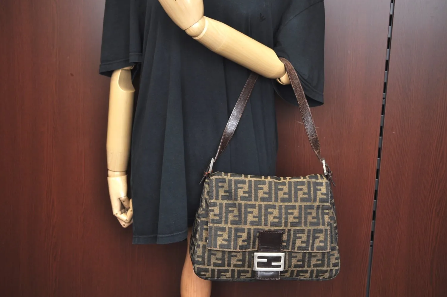 Auth FENDI Zucca Mamma Baguette Shoulder Bag Canvas Leather Brown K9478