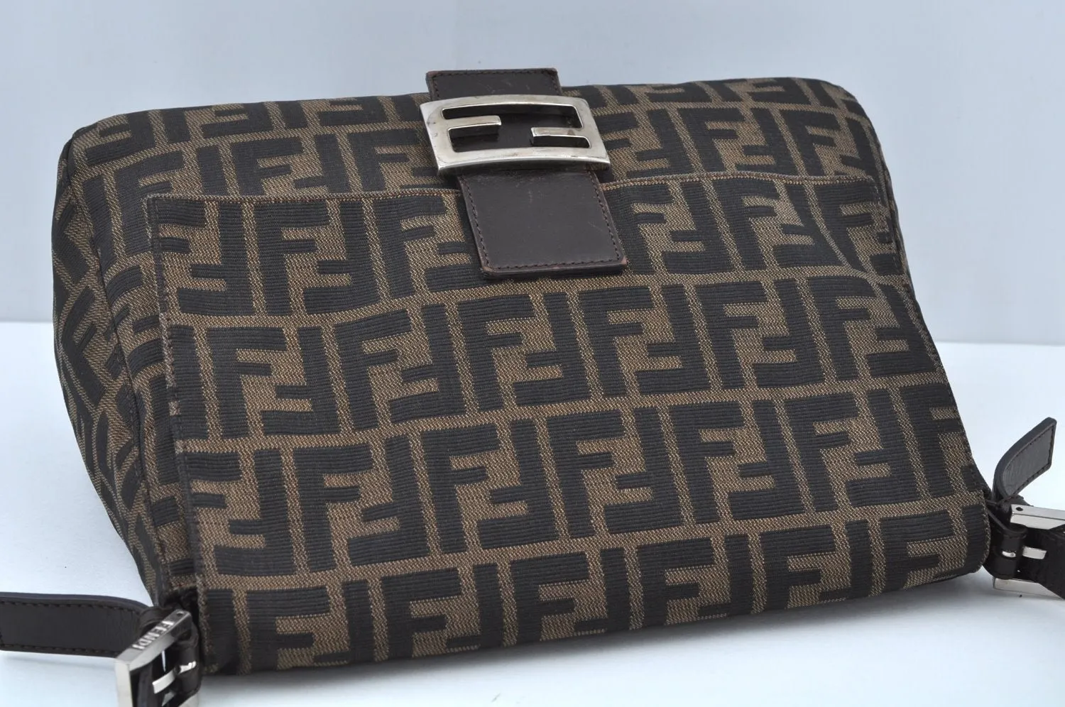 Auth FENDI Zucca Mamma Baguette Shoulder Bag Canvas Leather Brown K9585