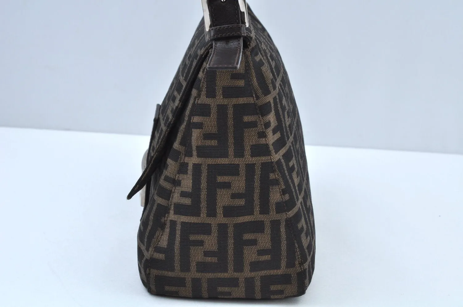 Auth FENDI Zucca Mamma Baguette Shoulder Bag Canvas Leather Brown K9585