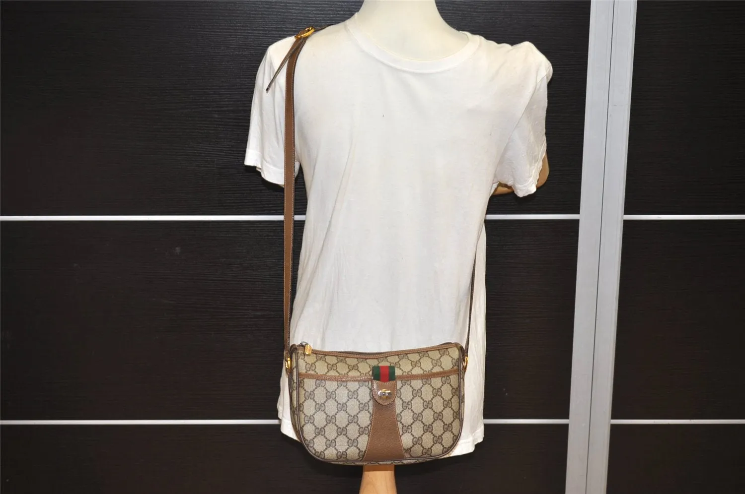 Auth GUCCI Web Sherry Line Shoulder Cross Bag GG PVC Leather Brown Junk 9869J