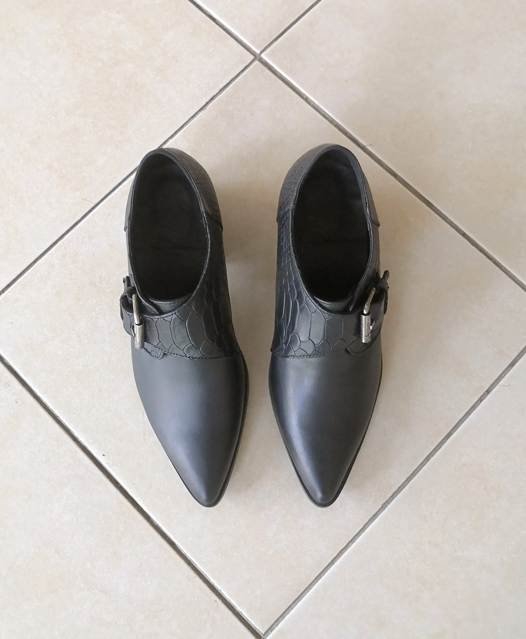 Black Starling- Textured Shoes