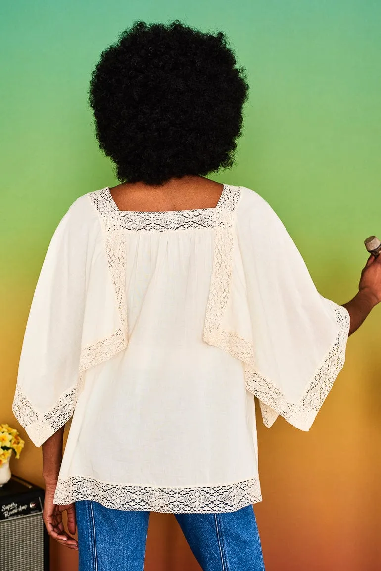 Lucille Cream Hanky Hem Top - SSA428 (UK 14-24)