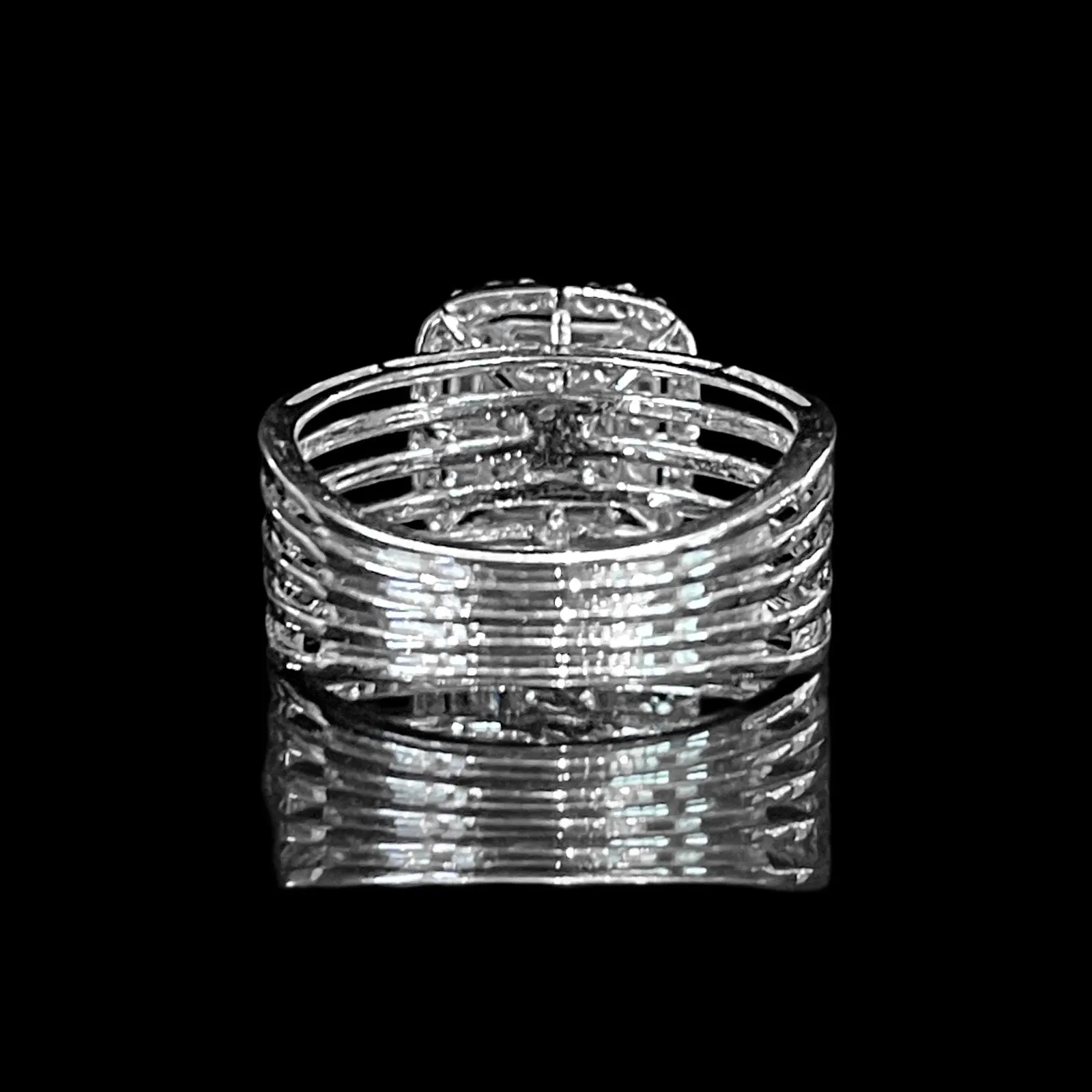 #LVNA2024 |  Classic Cushion Baguette Caged Statement Diamond Ring 14kt