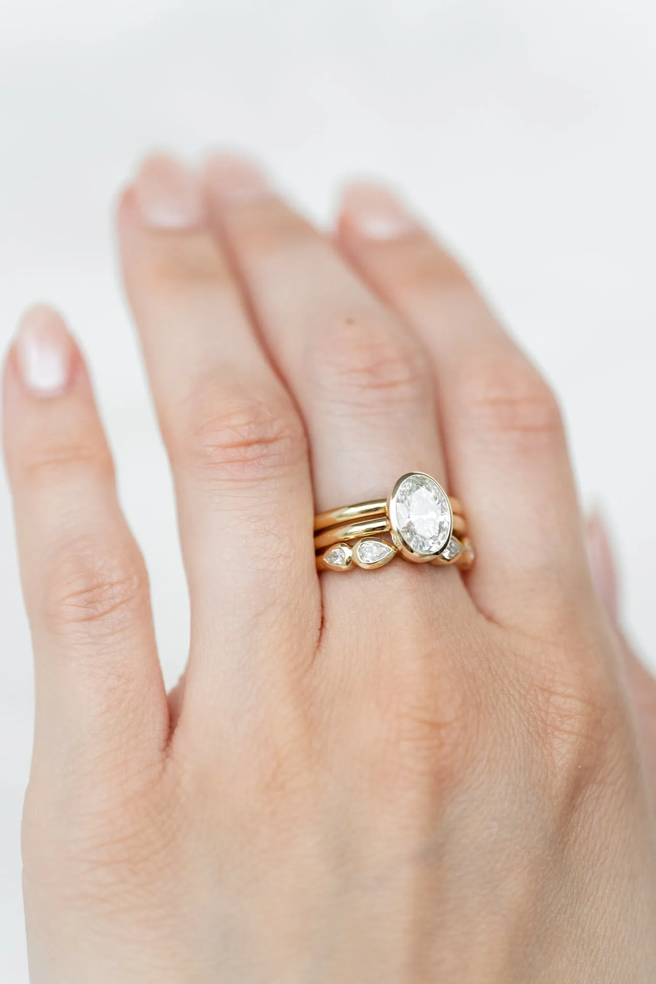 Oval Aura Ring with 1.89ct Lab Diamond