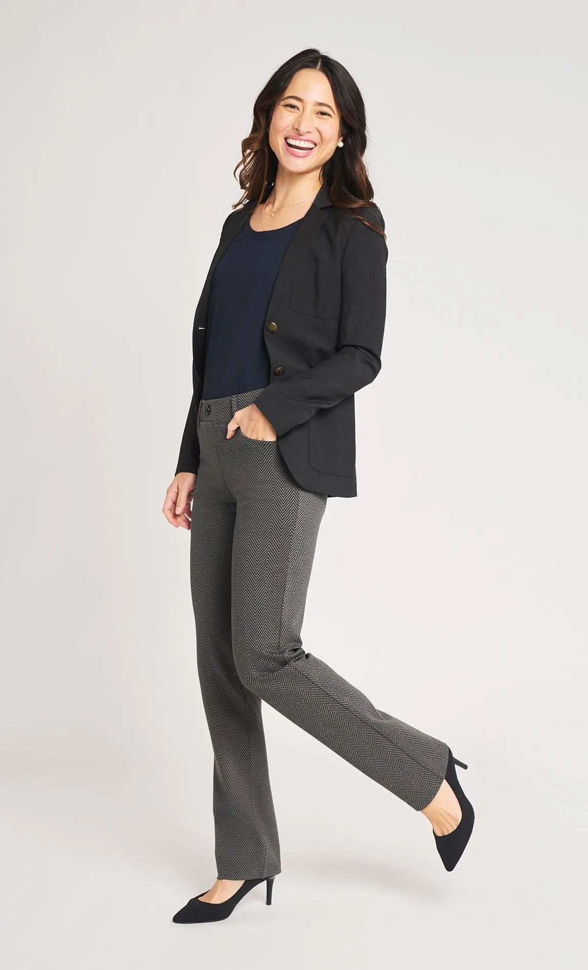 Straight-Leg | 7-Pocket Dress Pant Yoga Pants (Ash Lombard)