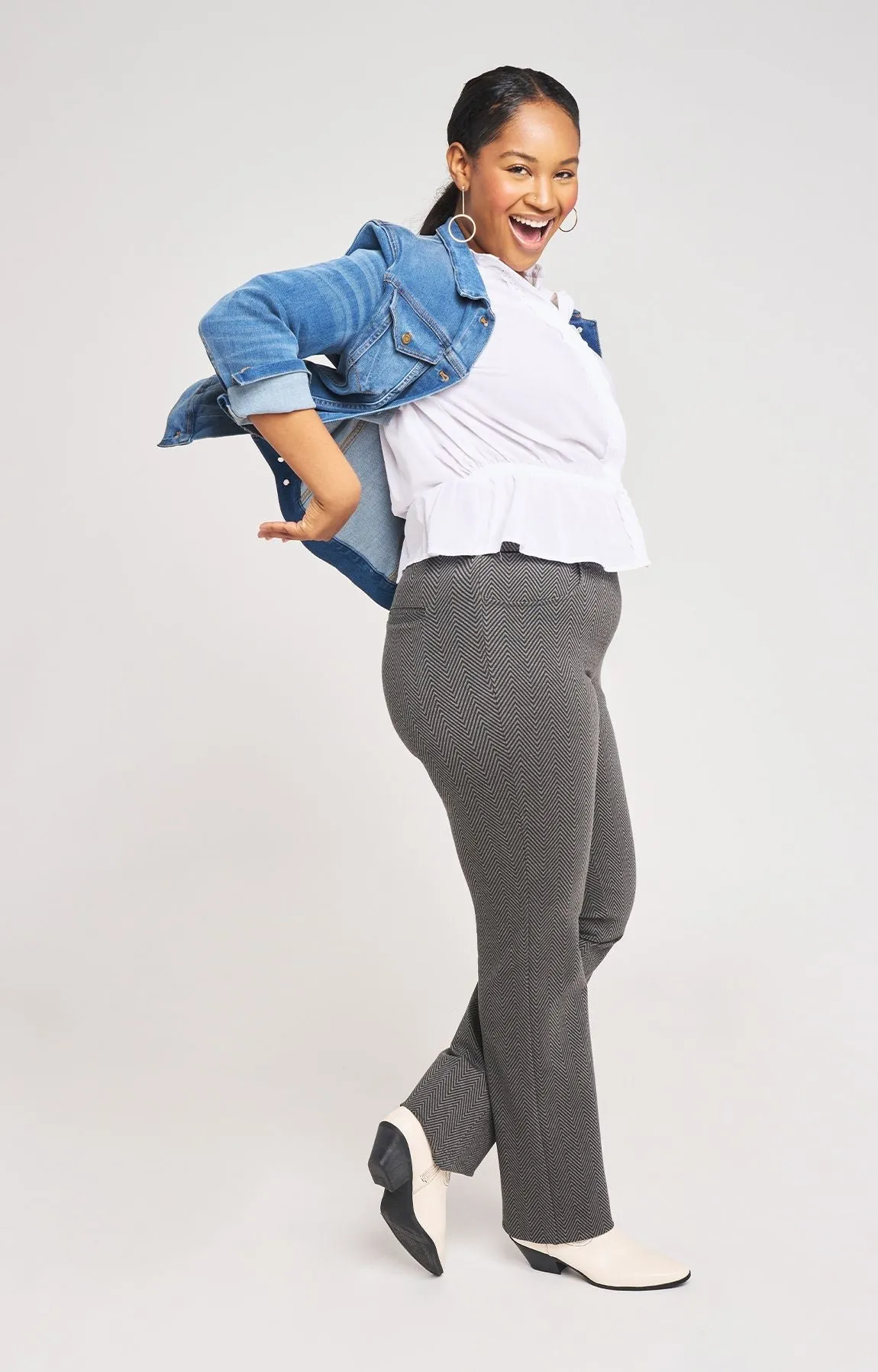 Straight-Leg | 7-Pocket Dress Pant Yoga Pants (Ash Lombard)