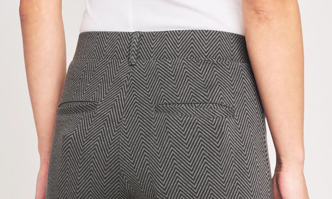 Straight-Leg | 7-Pocket Dress Pant Yoga Pants (Ash Lombard)