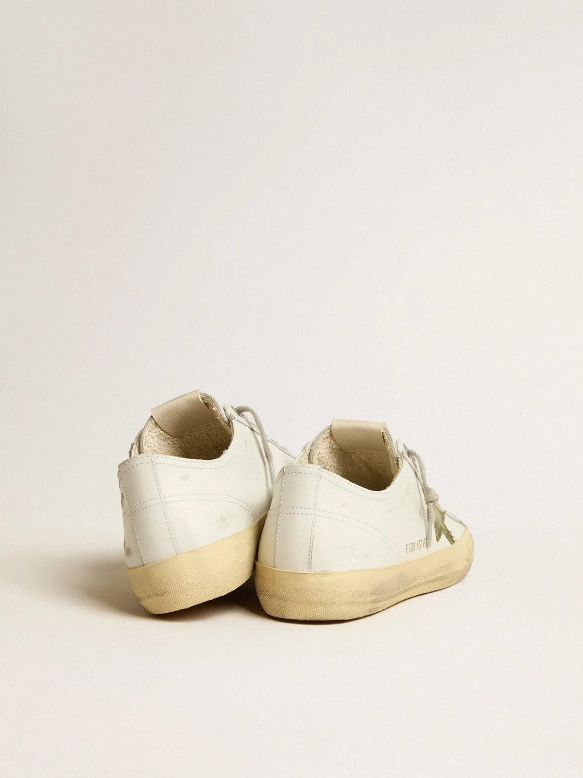 V-Star in white leather with green canvas star